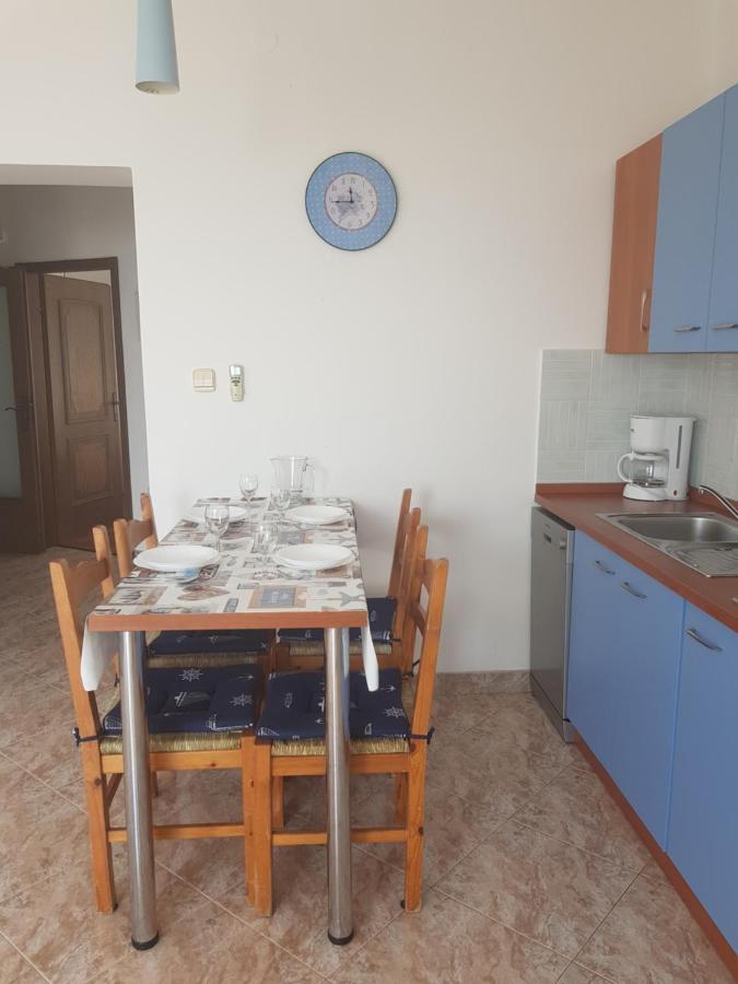 Apartments Jenny Novi Vinodolski Esterno foto